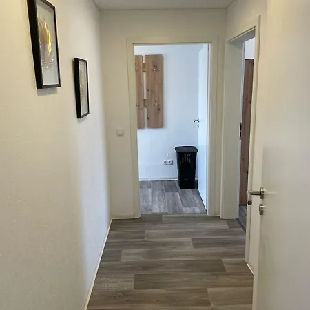 Moeblierte 4-zimmer Apartament