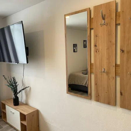 Apartament Moeblierte 4-zimmer