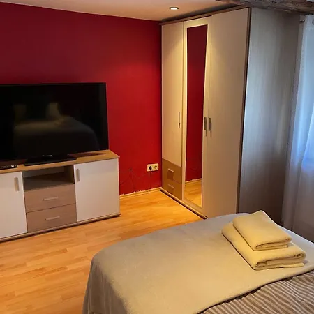 Apartmán Moeblierte 4-zimmer *