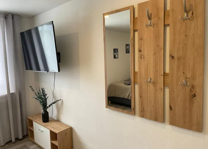 Апартаменты Moeblierte 4-zimmer